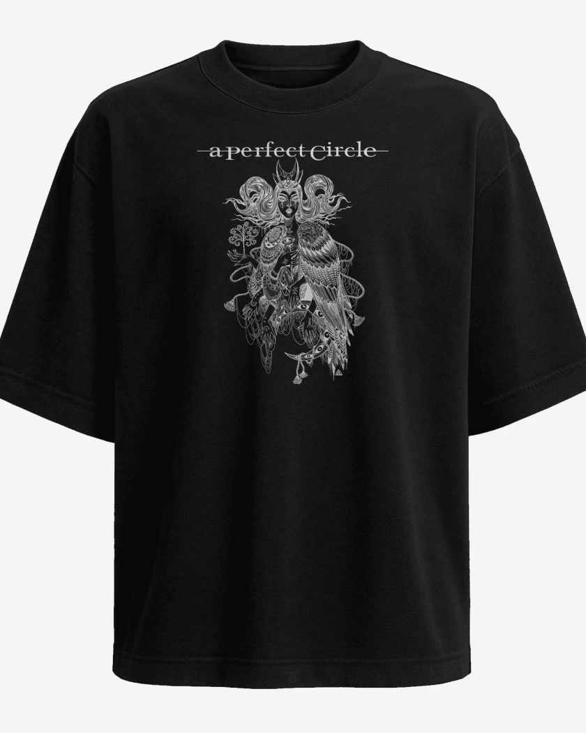 Polera Oversize A Perfect Circle Bruja