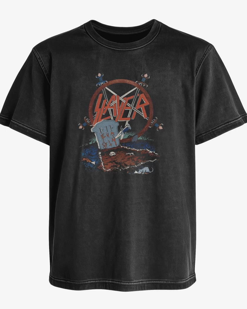 Polera desgastada Slayer Rest in Pain