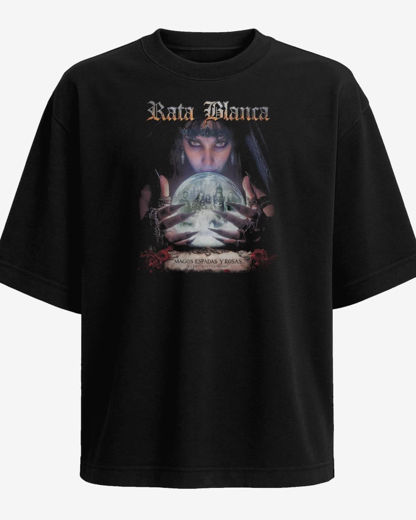 Polera Oversize Negro de Rata Blanca Mago y Espadas