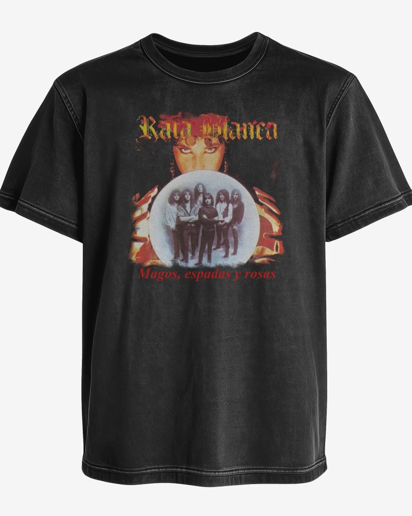 Polera desgastada Rata Blanca Mago Espadas y Rosas