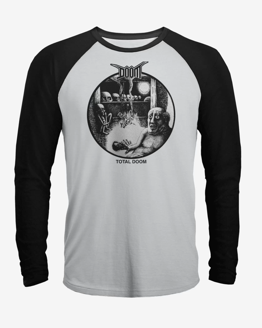 Polera Raglan Doom Total Doom N