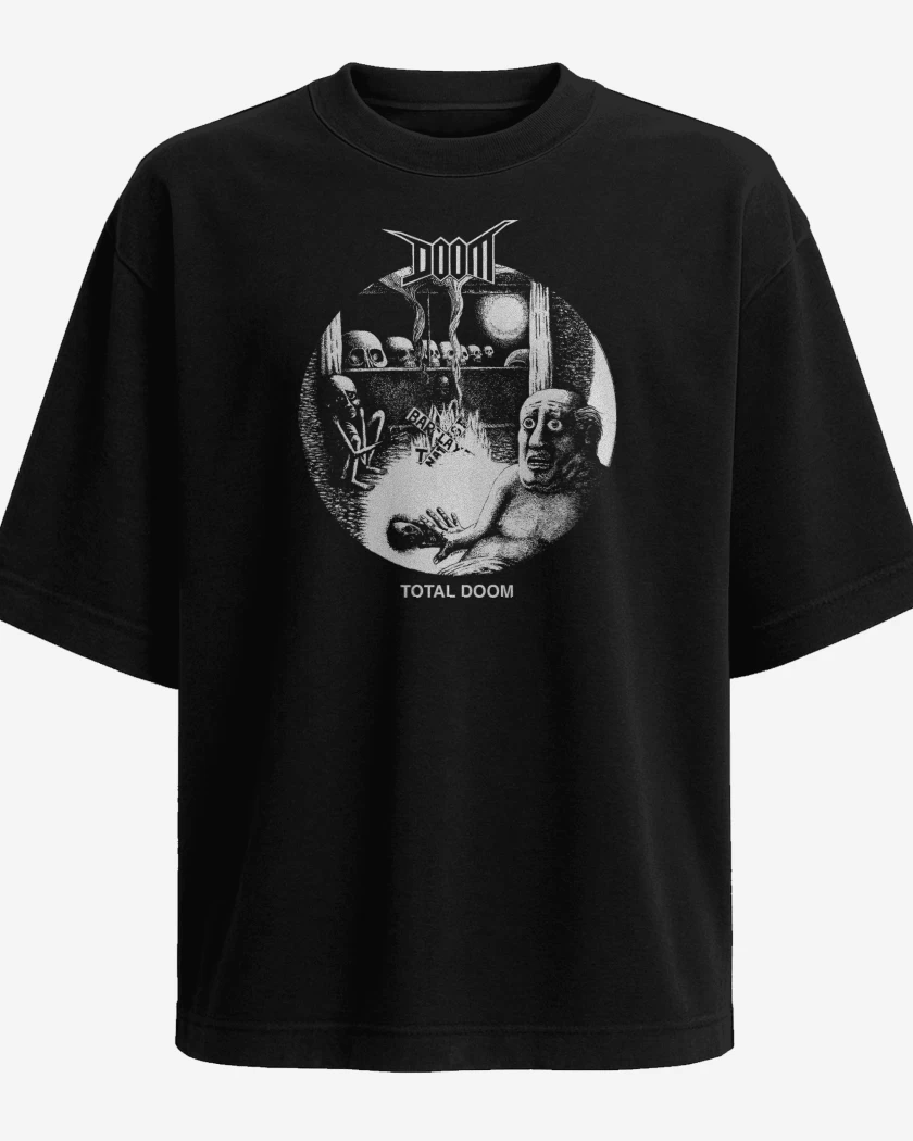 Polera Oversize Doom Total Doom