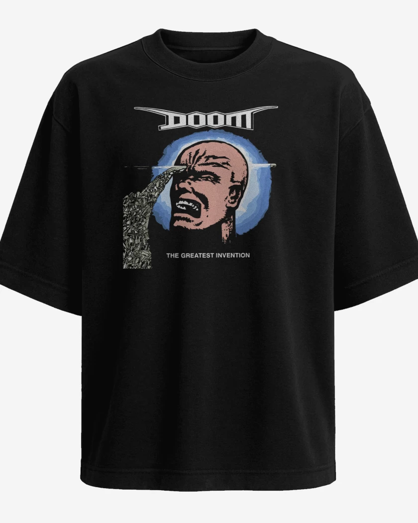Polera Oversize Negro de Doom The Greatest Invention