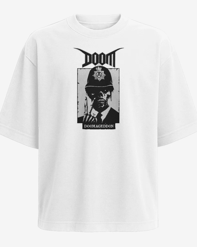 Polera Oversize Blanco de Doom Doomageddon N