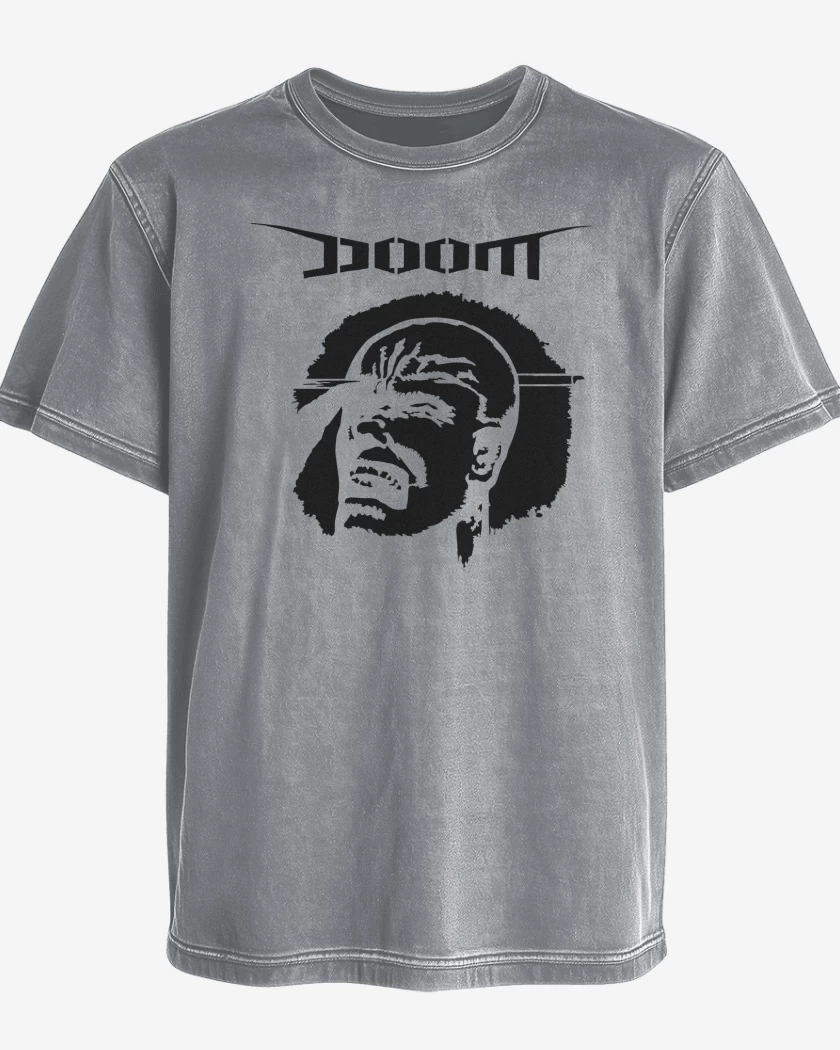 Polera desgastada Doom The Greatest 