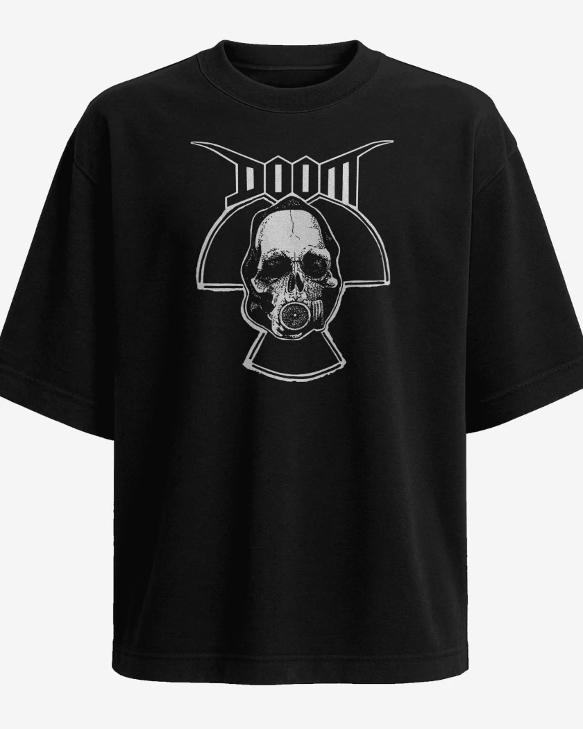 Polera Oversize Negro de Doom Calavera N