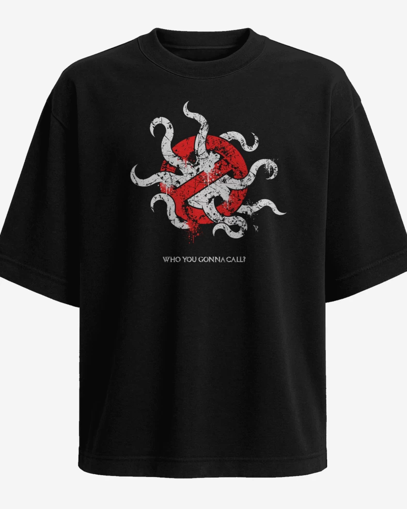 Polera Oversize Negro de Caza Monstruos