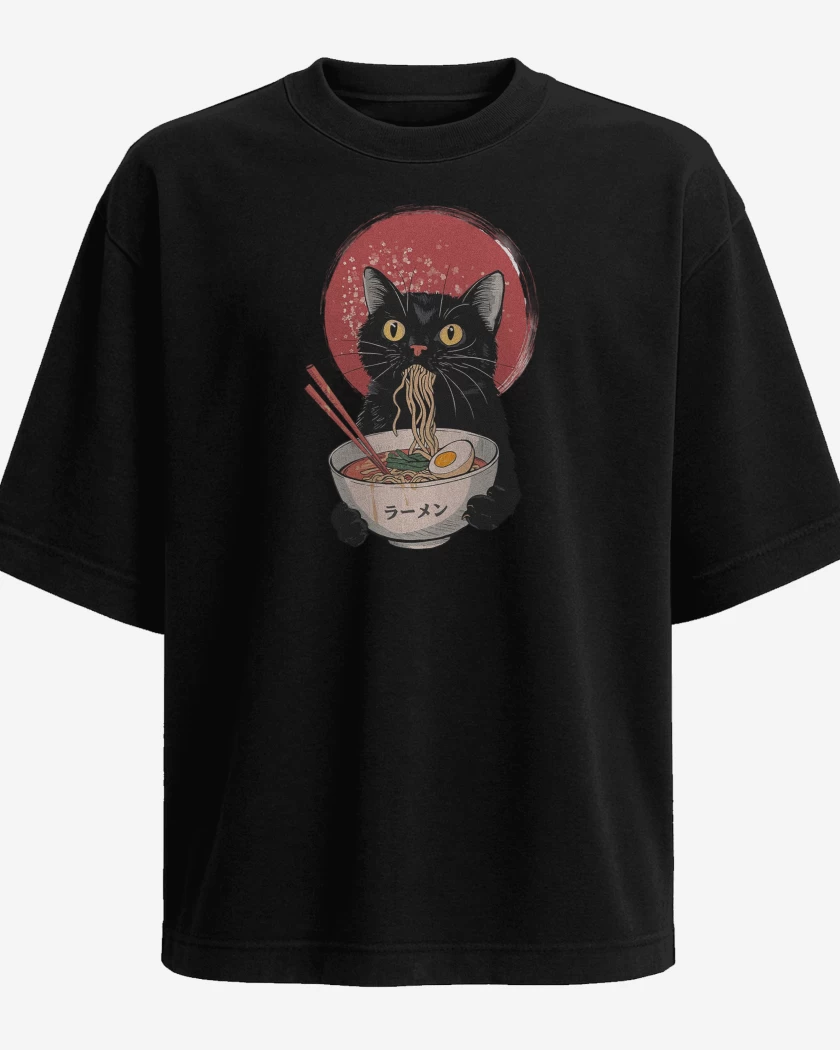 Polera Oversize Negro de Gatito Ramen