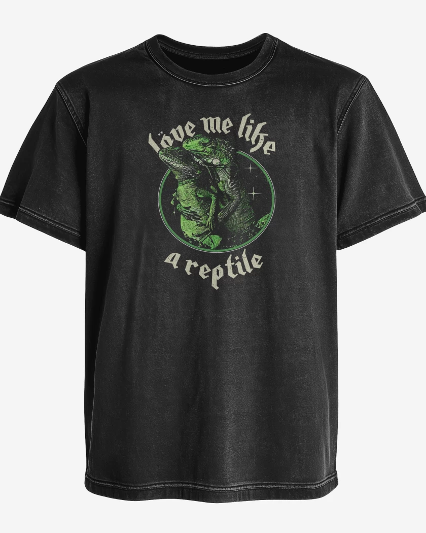 Polera desgastada Motorhead Love me Like a Reptile