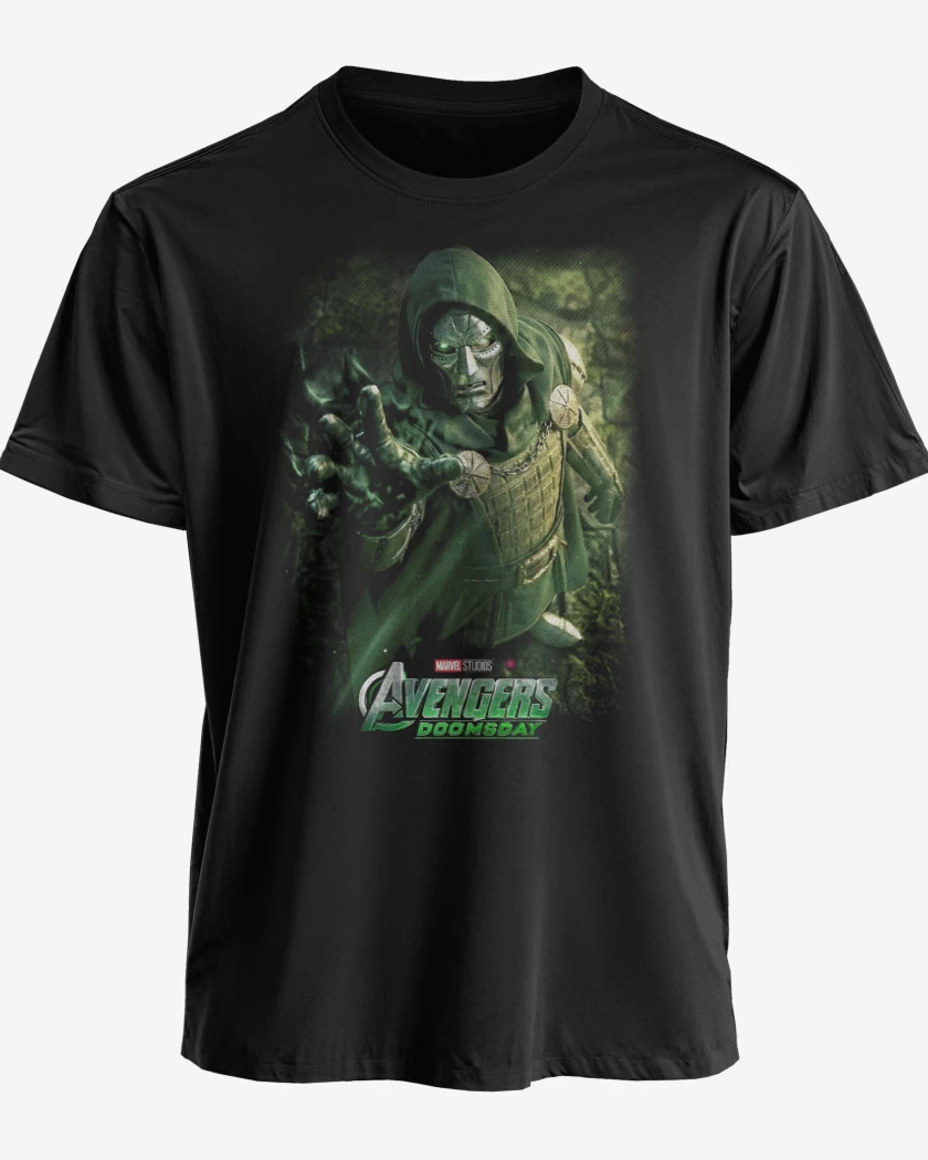 Polera Negro de Avengers Dr Doom