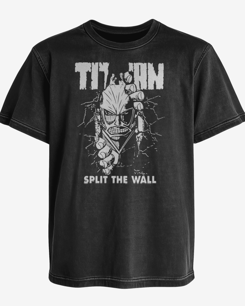 Polera desgastada Titan - Split The Wall