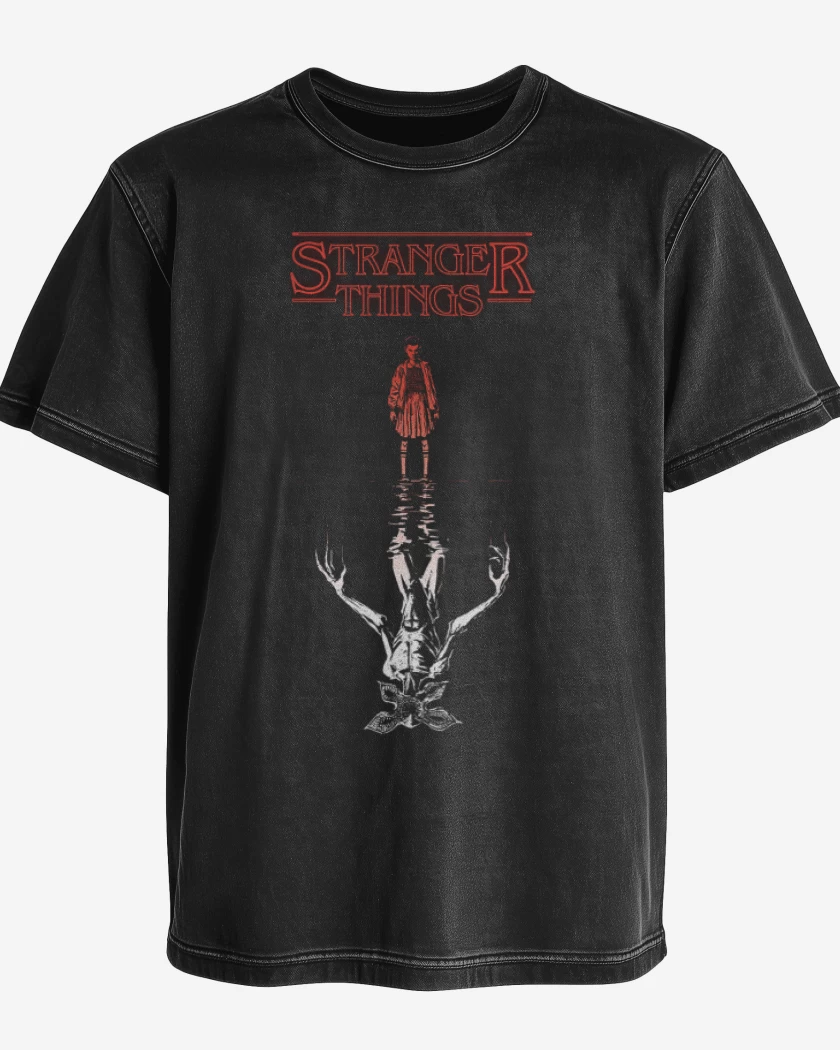 Polera desgastada Negro de Stranger Things 7