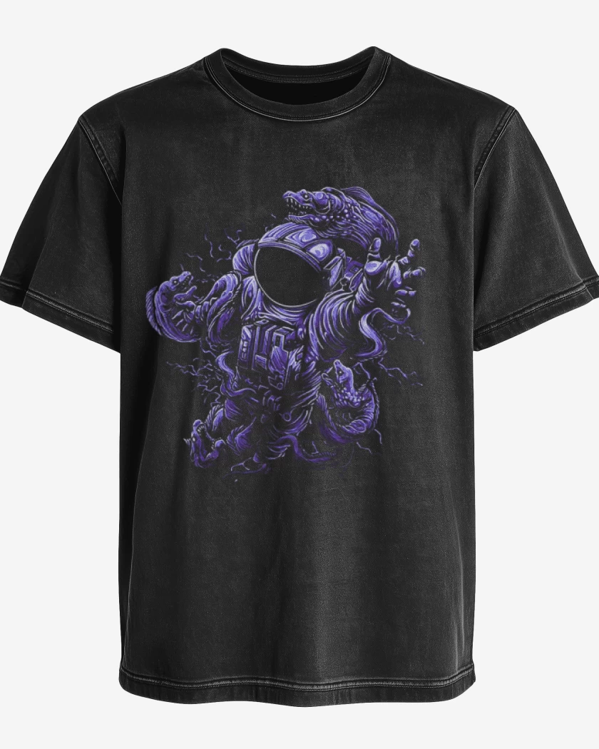 Polera desgastada Negro de astronauta 11
