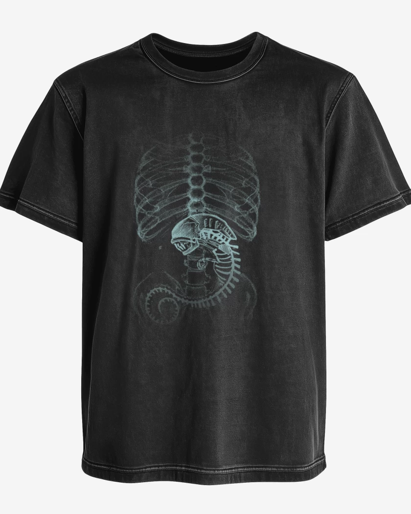 Polera desgastada Negro de Veintre alien