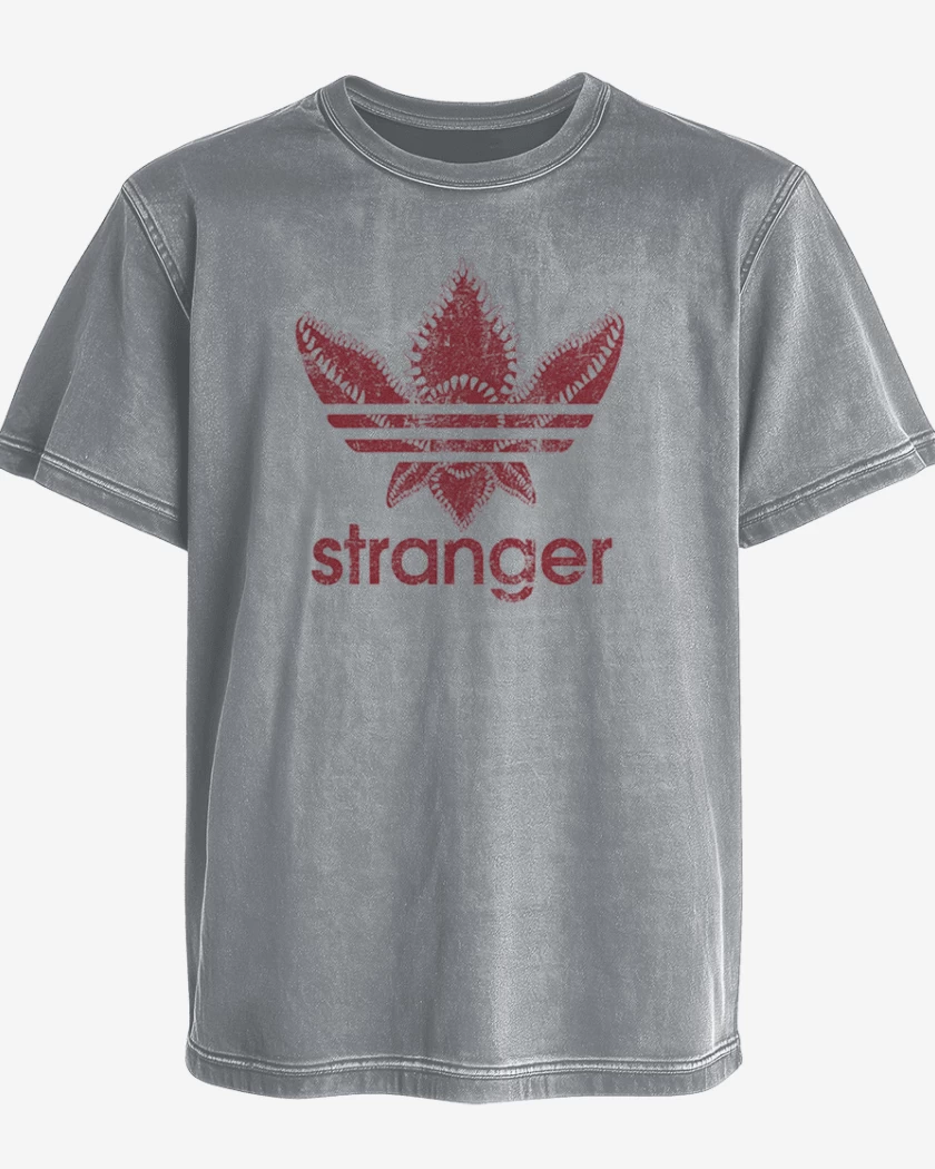 Polera desgastada Stranger 