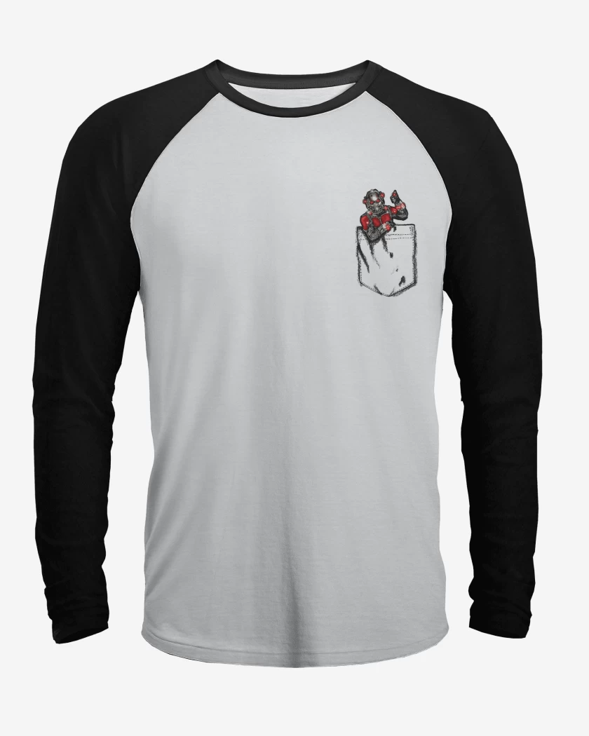 Polera Raglan Ant man bolsillo