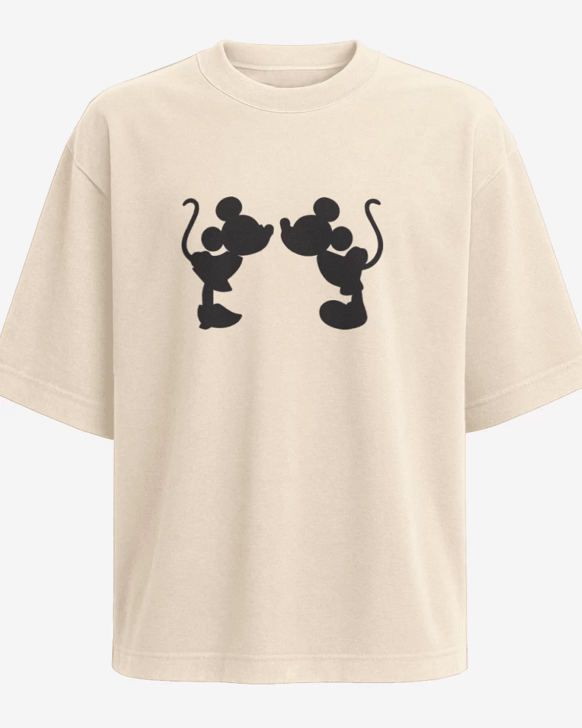 Polera Oversize mickey beso