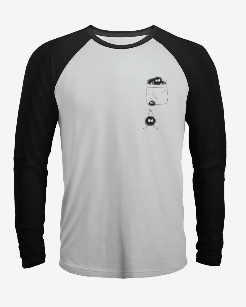 Polera Raglan Blanco / Negro de Totoro bolsillo