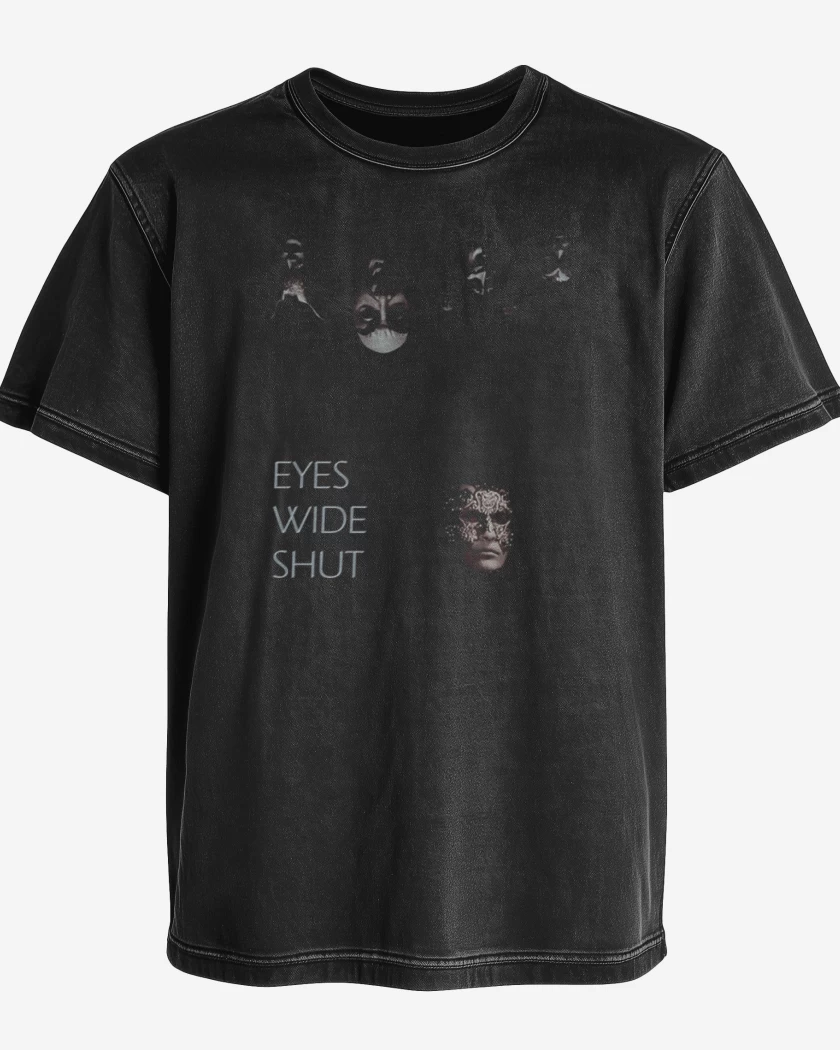 Polera desgastada Eyes wide shut