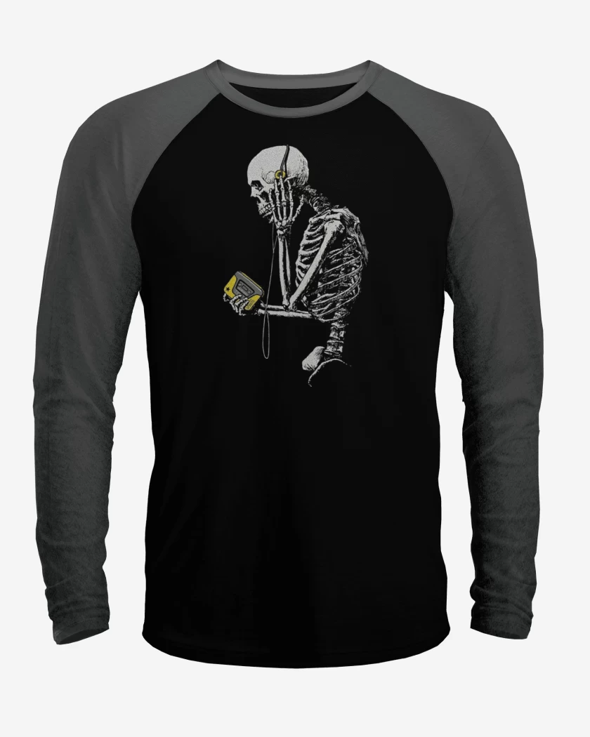 Polera Raglan Skull walkman
