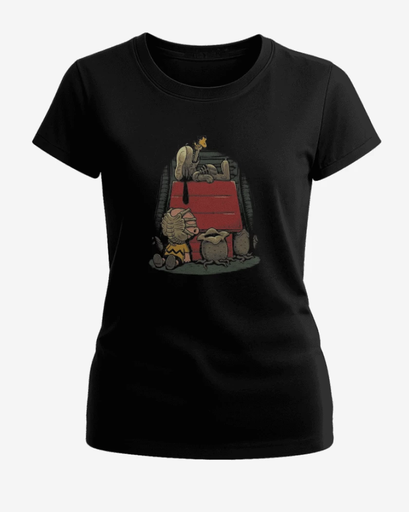 Polera de Mujer Negro de Snoopy terror