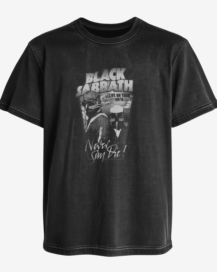 Polera desgastada Negro de Black Sabbath 3