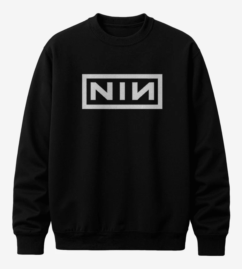 Poleron polo Negro de NIN