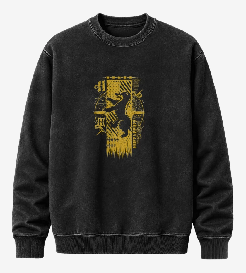 Poleron Polo Acid Wash Negro de escudo hufflepuff