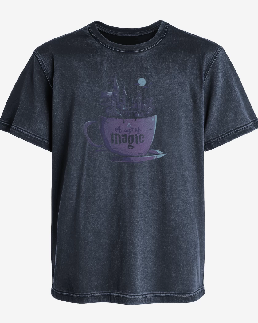 Polera desgastada Una tasa de magia
