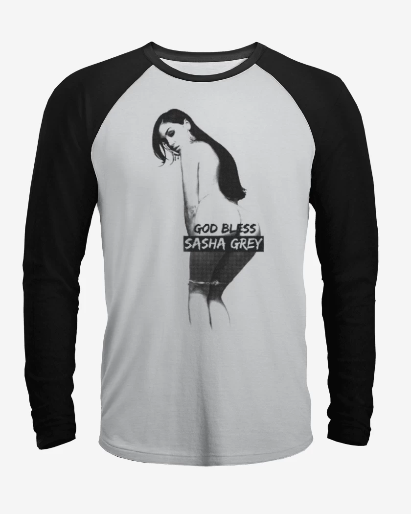 Polera Raglan God bless sasha grey 3