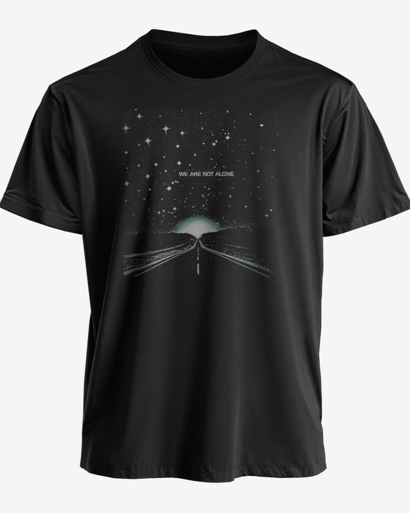 Polera We are not alone