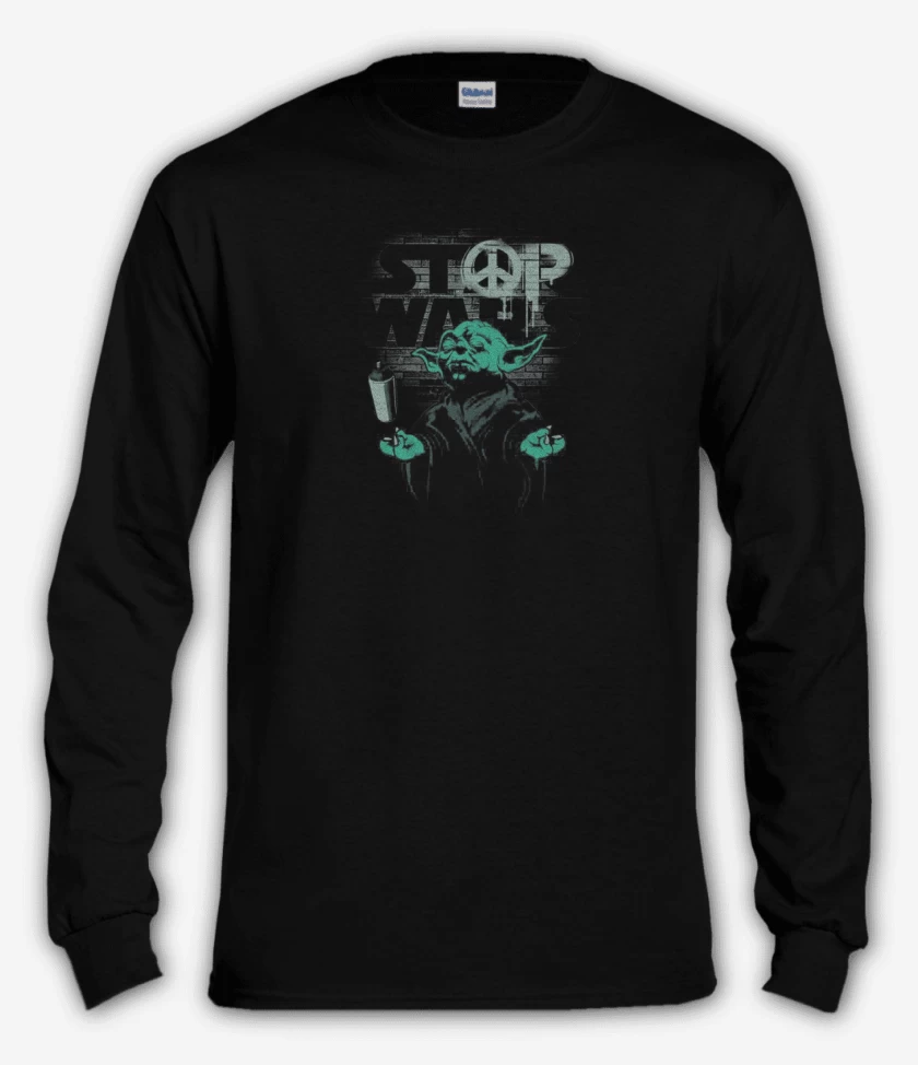 Polera manga larga Negro de Stop war  yoda