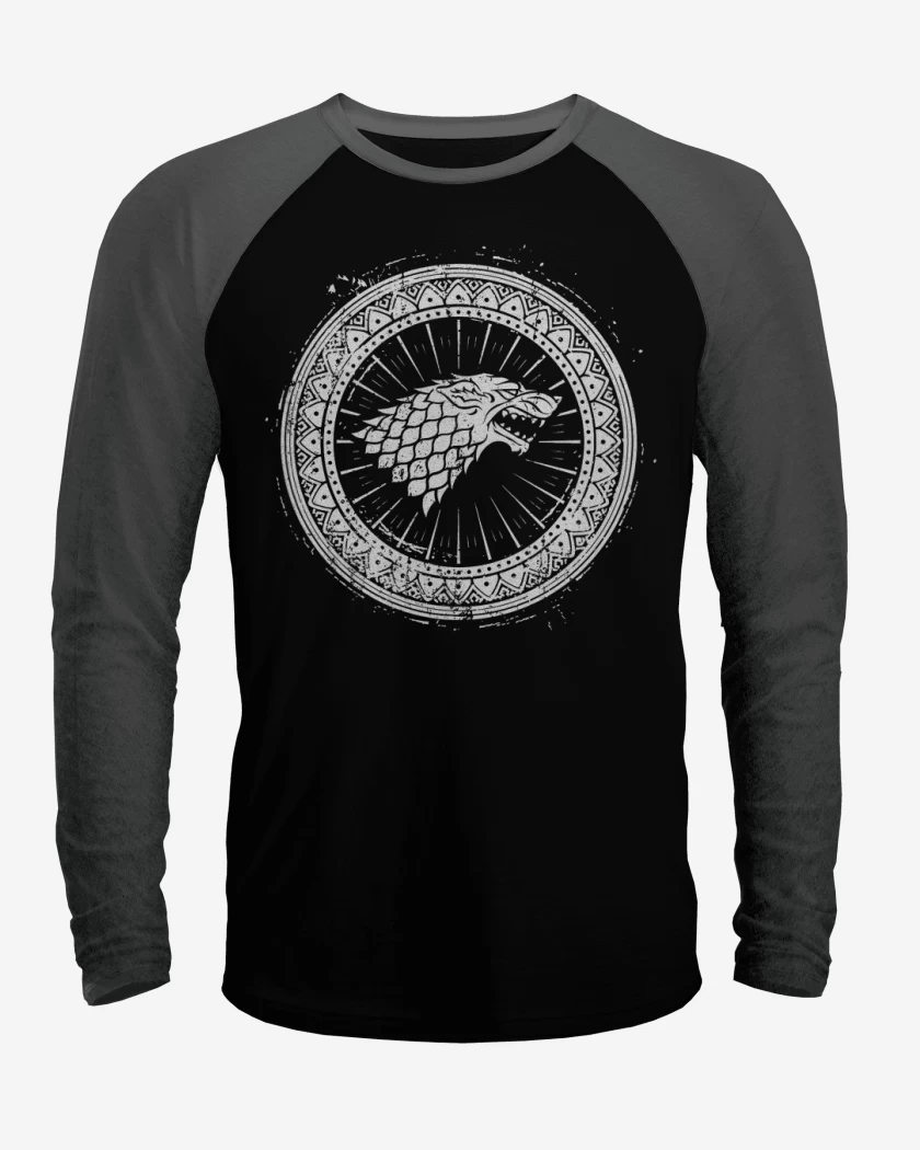 Polera Raglan Casa de lobos