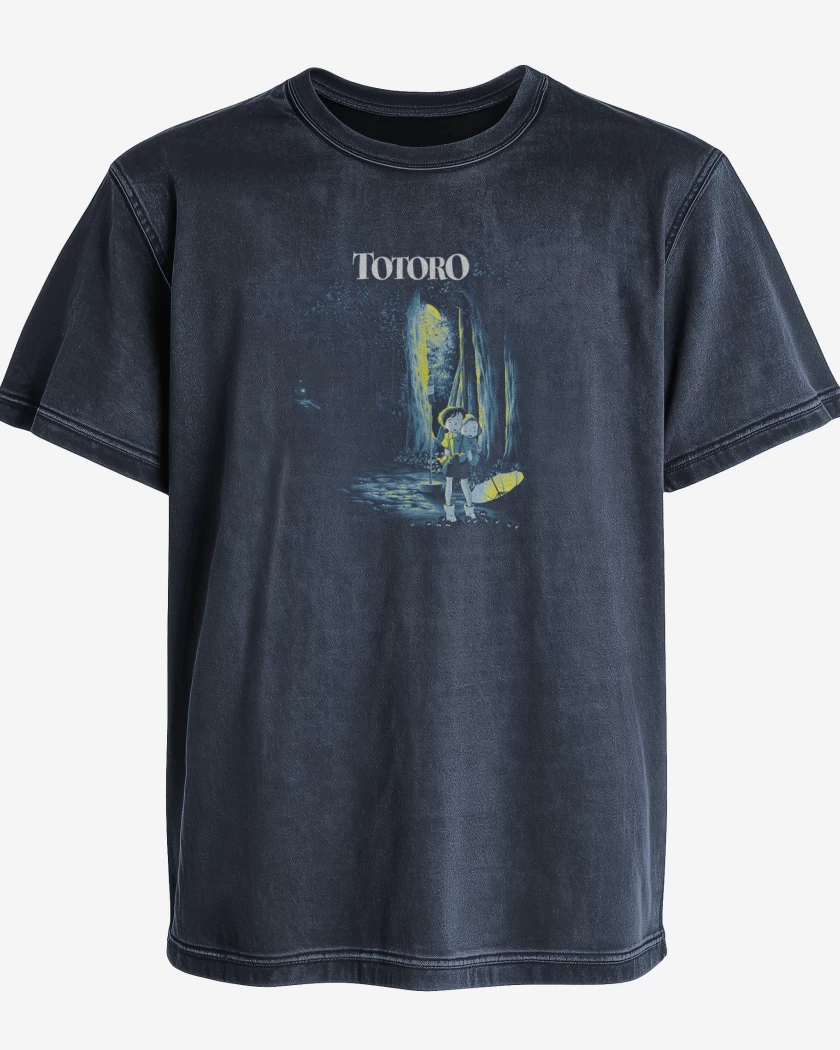 Polera desgastada Azul Marino de Totoro 10