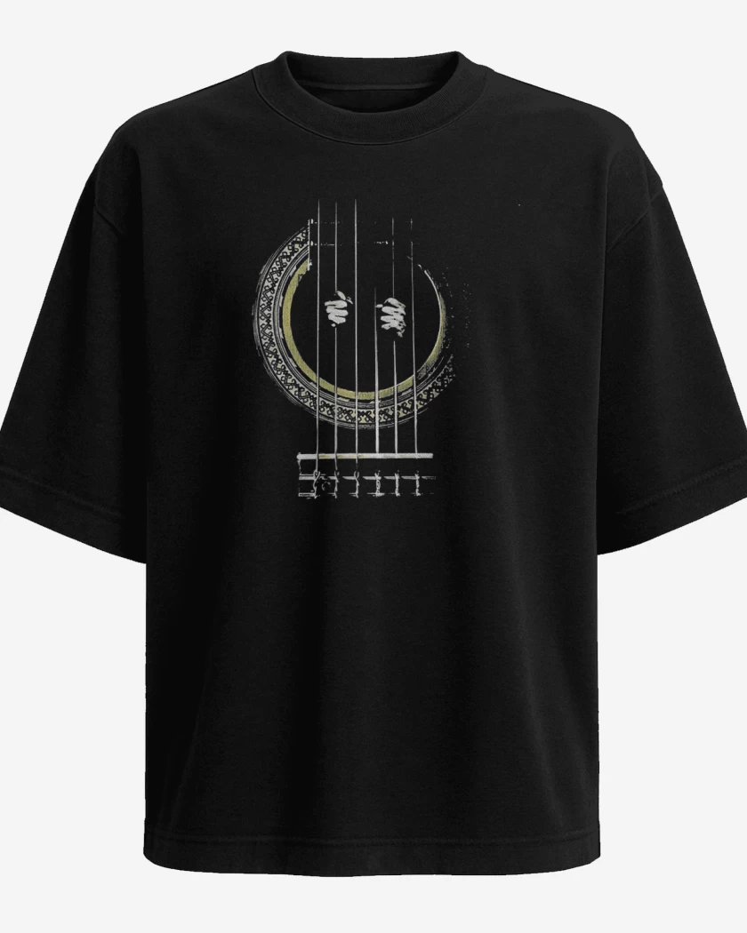 Polera Oversize Negro de Guitarra Prision