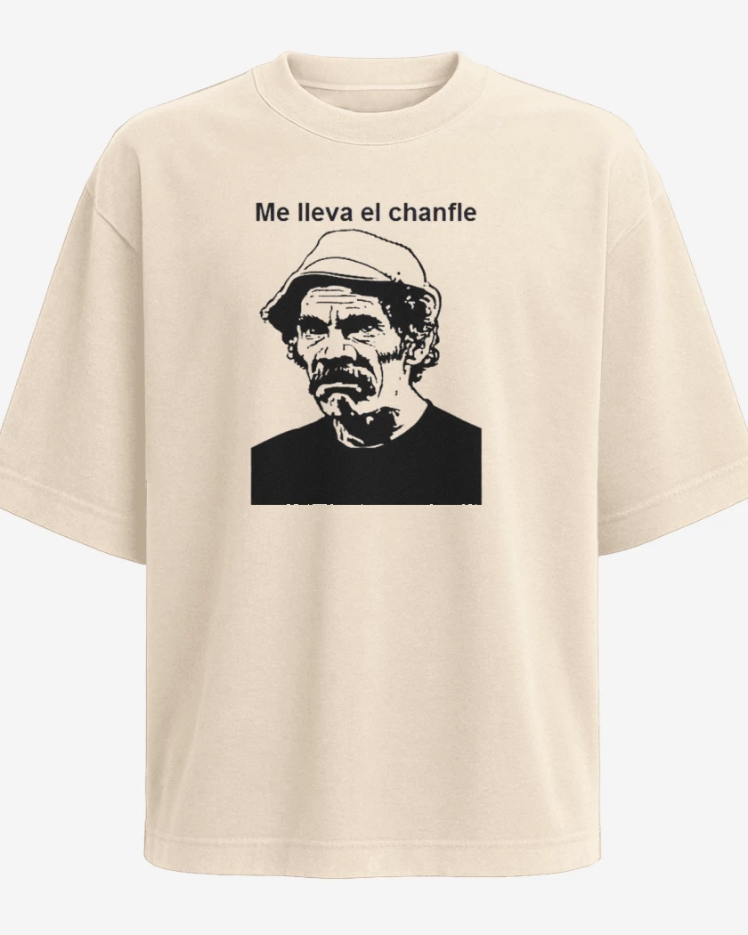 Polera Oversize Me lleva el chanfle