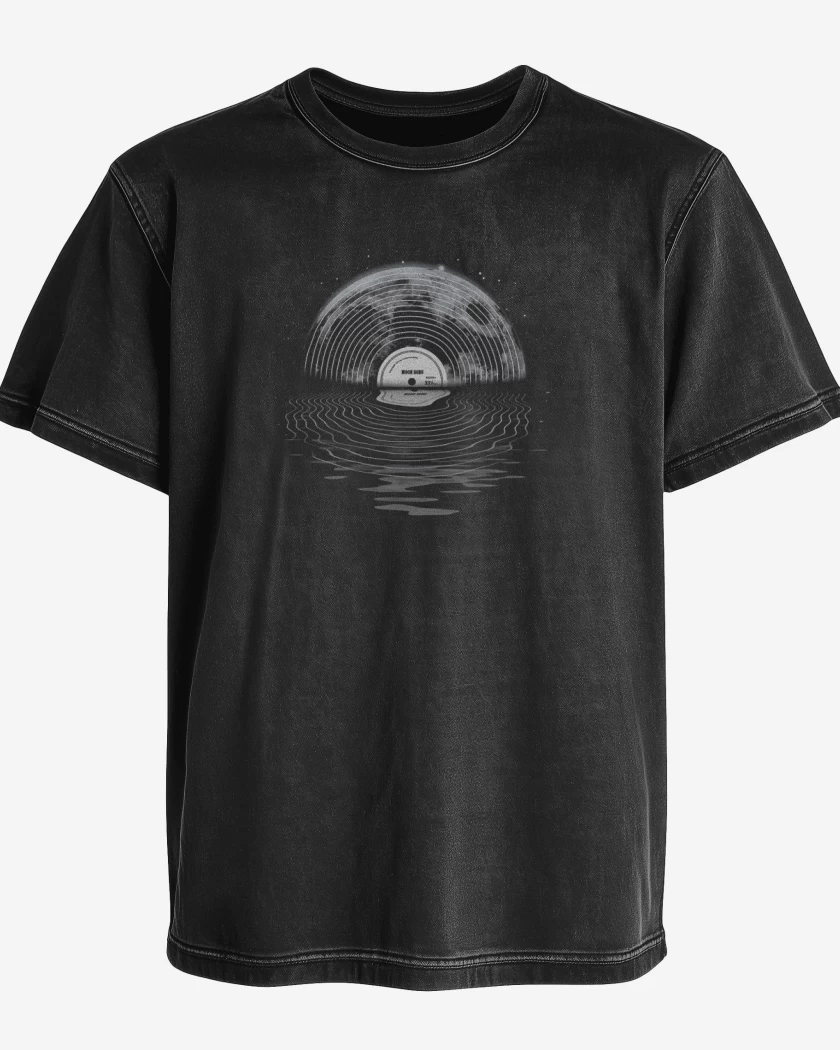 Polera desgastada Negro de Moon Song