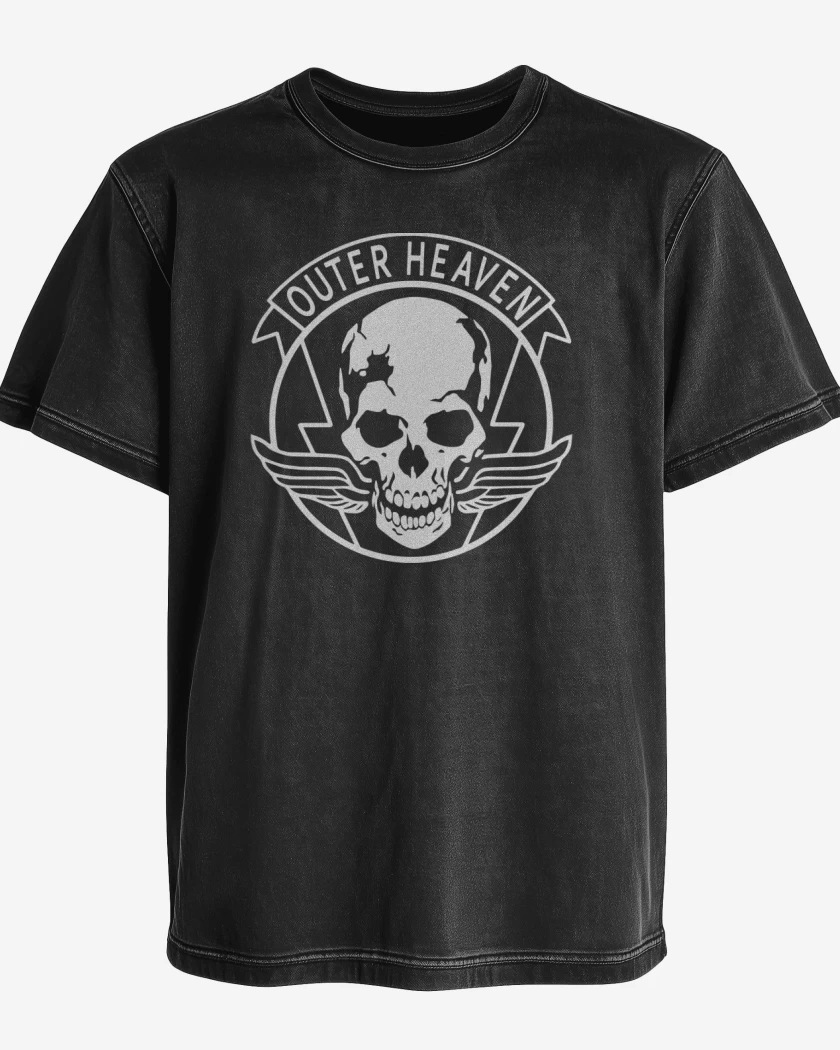 Polera desgastada Outer Heaven
