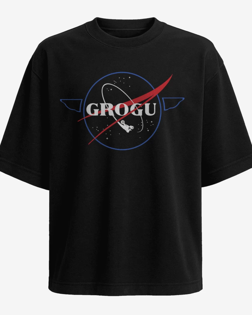 Polera Oversize Negro de Nasa Grogu