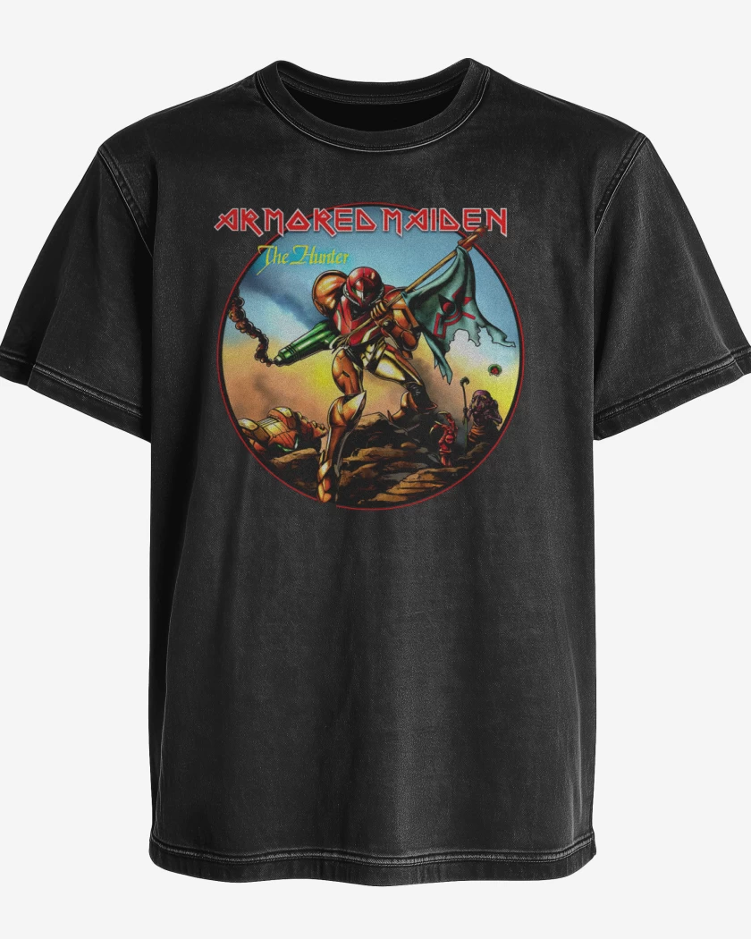 Polera desgastada Negro de armored maiden