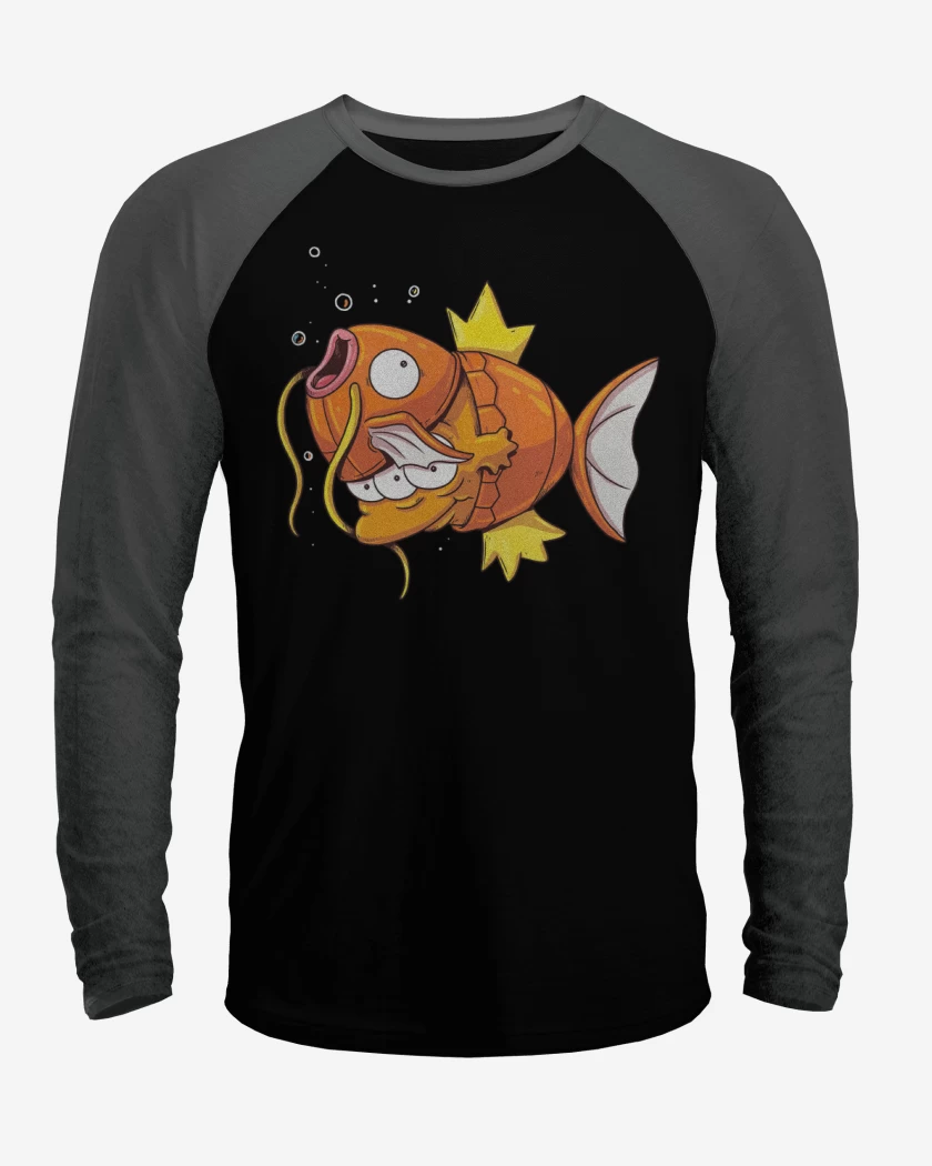 Polera Raglan Magikarp Desenmascardo