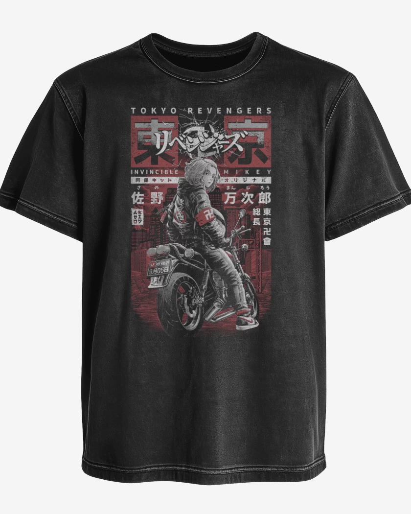Polera desgastada Negro de Invencible Mikey