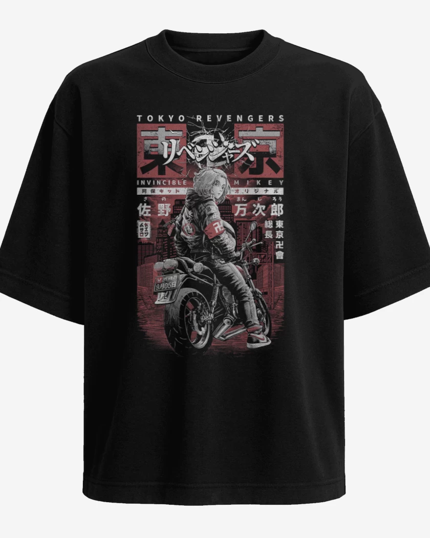 Polera Oversize Negro de Invencible Mikey