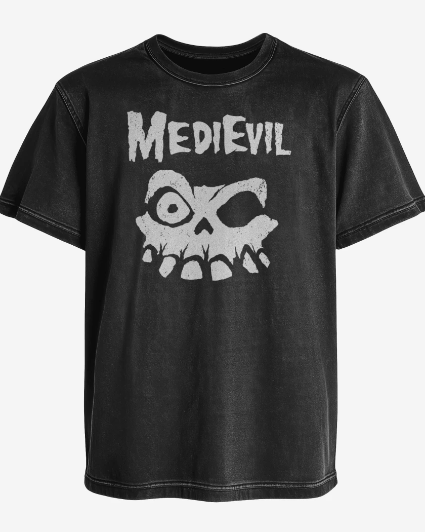 Polera desgastada Negro de Medievil