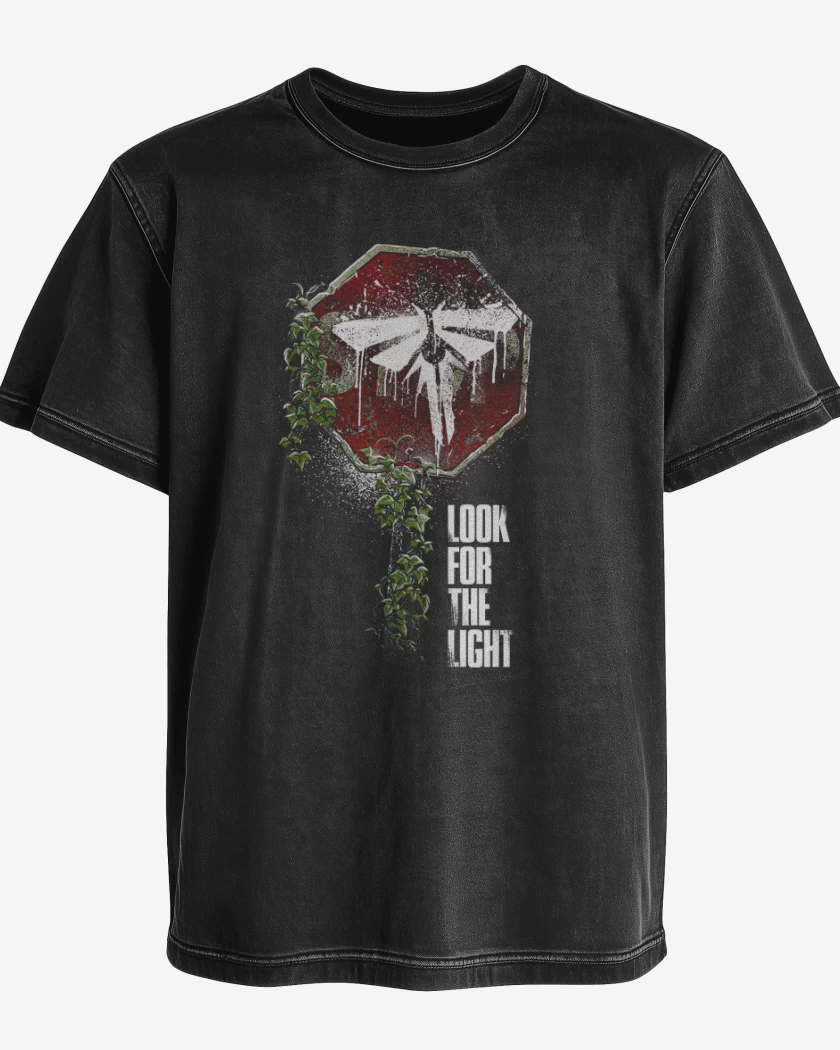 Polera desgastada Negro de Look for the light