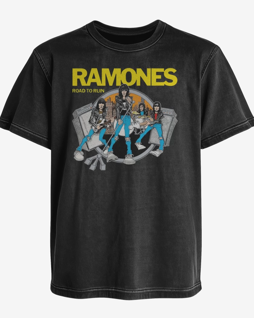 Polera desgastada Ramones road to ruin
