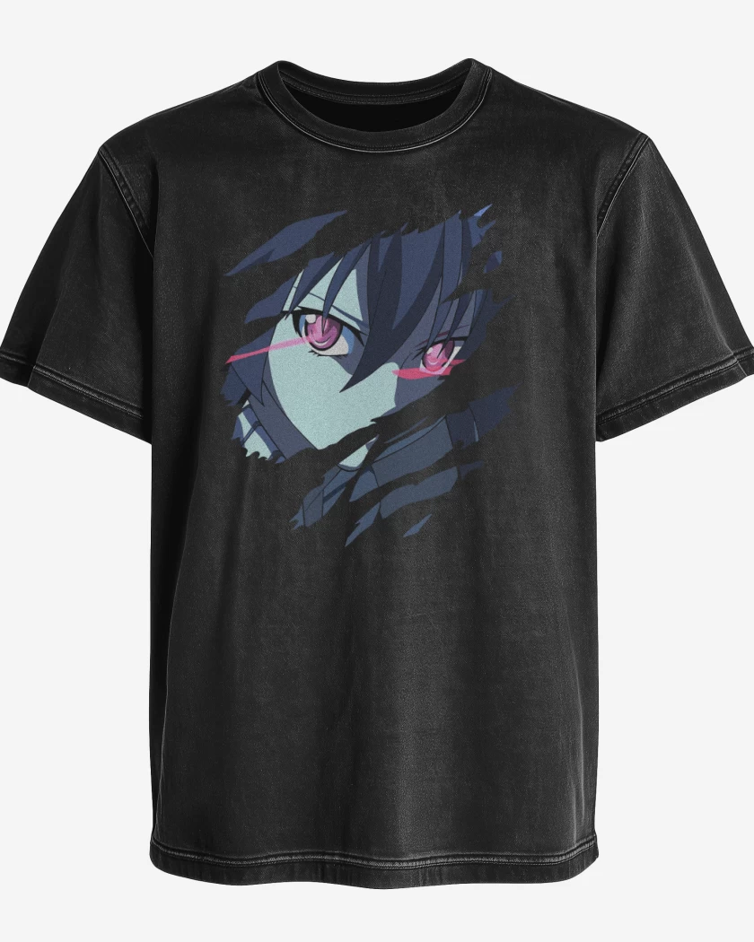 Polera desgastada Akame