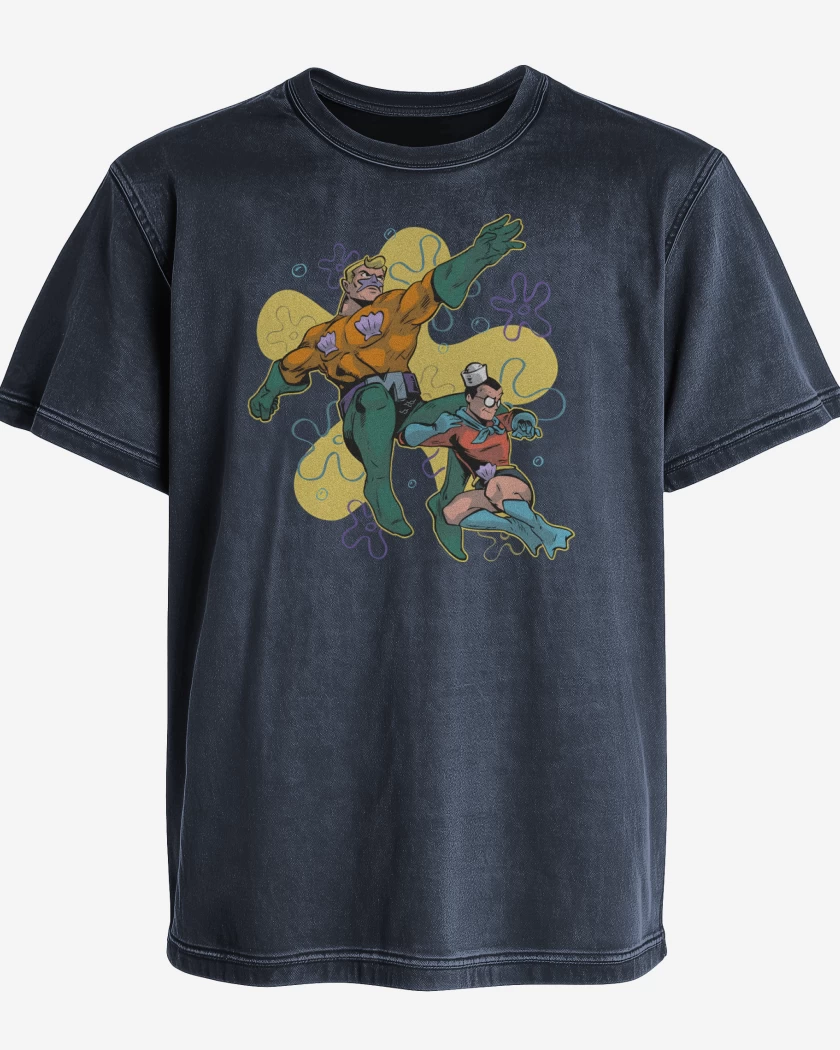 Polera desgastada Sirenoman y Chico Percebe
