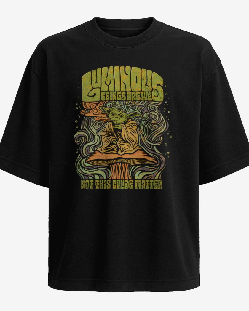Polera Oversize Negro de Yoda Fumon