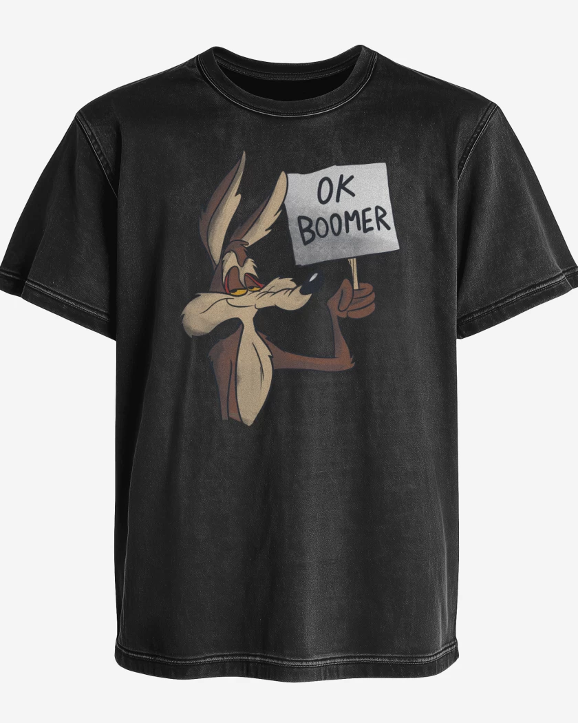 Polera desgastada Negro de OK Boomer